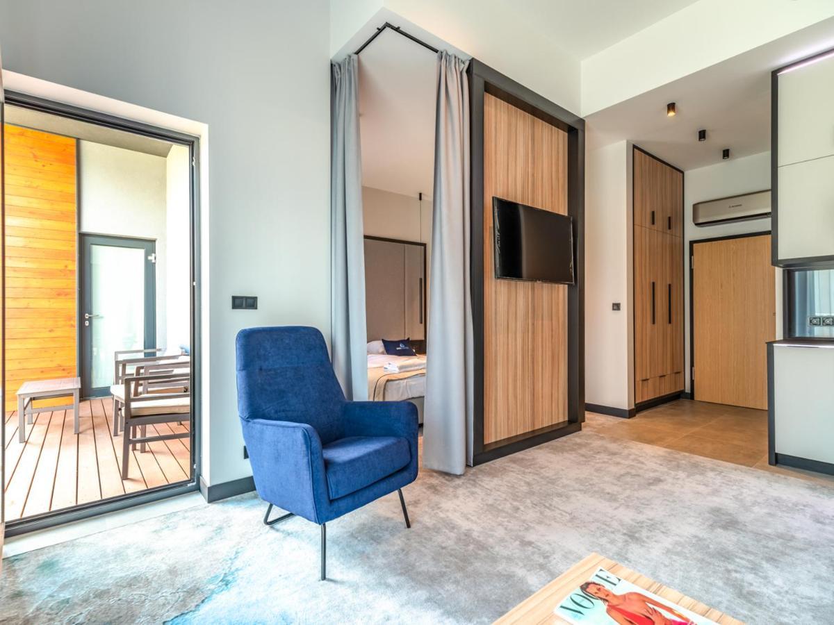 Marina Nawigator Aparthotel Mikołajki Buitenkant foto